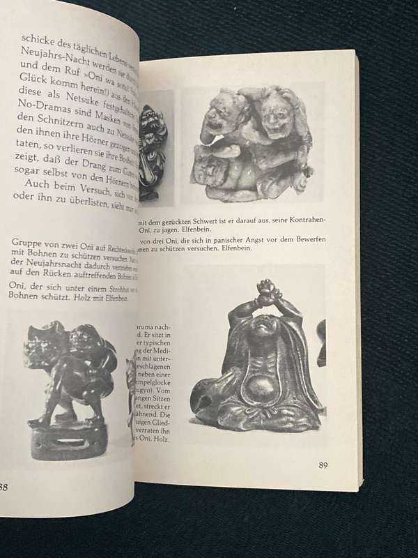 NETSUKE FRIEDER AICHELE / GERT NAGEL