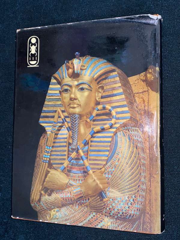 LIFE AND DEATH OF A PHARAOH TUTANKHAMEN BY CHRISTIANE DESROCHES-NOBLECOURT