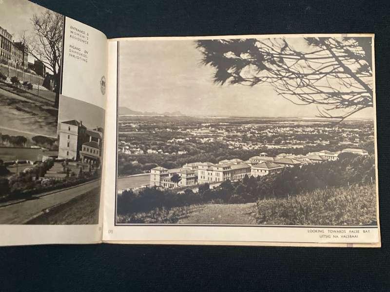 A Pictorial Souvenir of the University of Cape Town (1929)