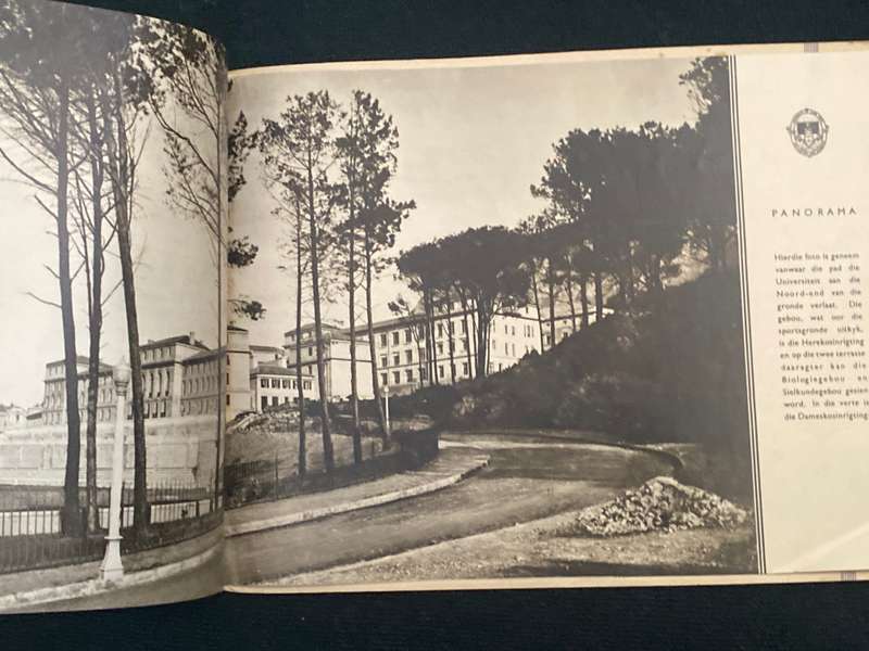 A Pictorial Souvenir of the University of Cape Town (1929)