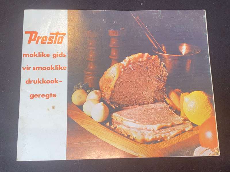 PRESTO VINTAGE BOOKLET WITH RECIPES