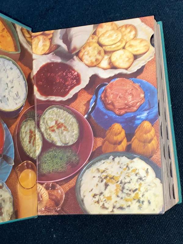 THE NEW FAMILY COOK BOOK EDITED BY RUTH BEROLZHEIMER