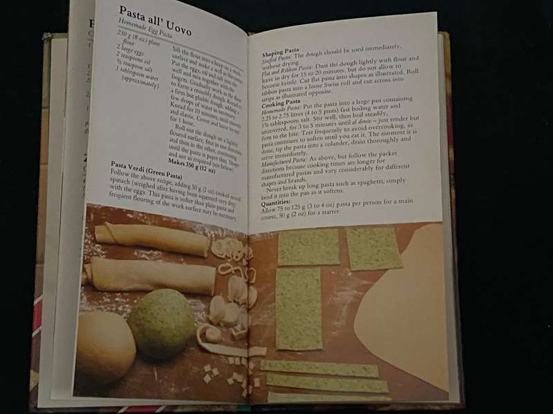 THE PICK 'N PAY BOOK OF ITALIAN COOKING BY MARY REYNOLDS