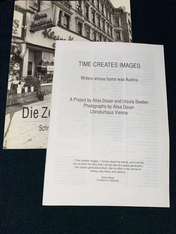 DIE ZEIT GIBT DIE BILDER SCHRIFTSTELLER, DIE OSTERREICH ZUR HEIMAT HATTEN WITH ENGLISH TRANSLATION