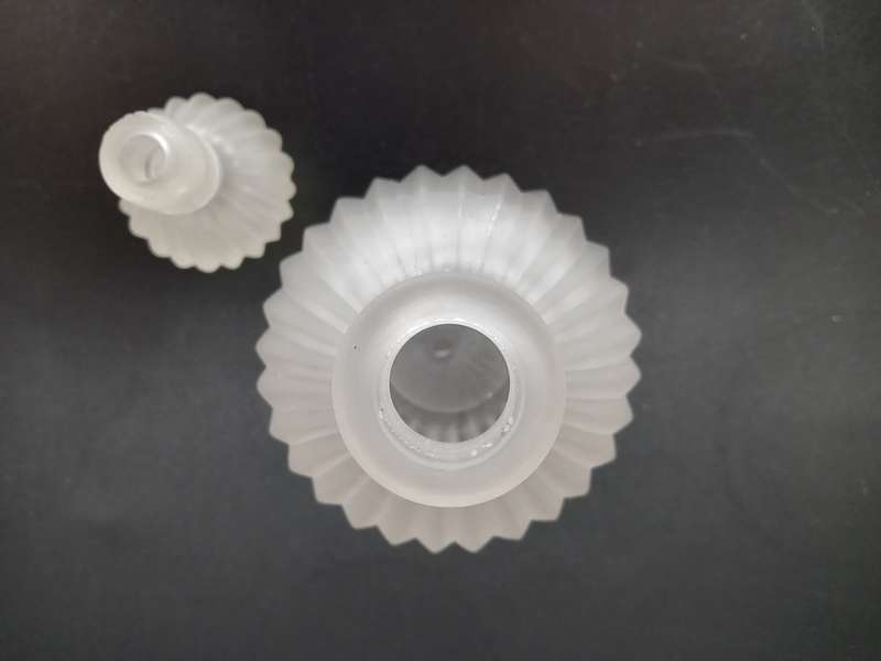 Vintage! Clear Satin Frosted Glass Ribbed Perfume Bottle With Stopper.