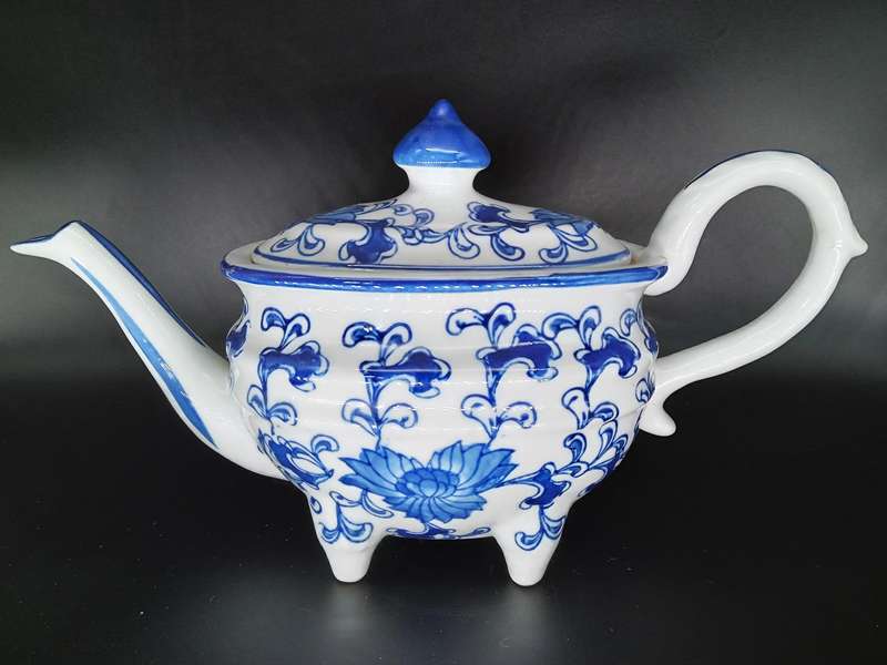 Vintage! Chinoiserie - Rectangular Teapot - Hand Painted Blue Onion Design