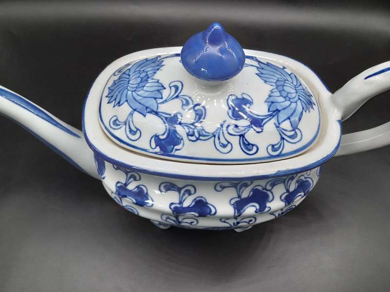 Vintage! Chinoiserie - Rectangular Teapot - Hand Painted Blue Onion Design