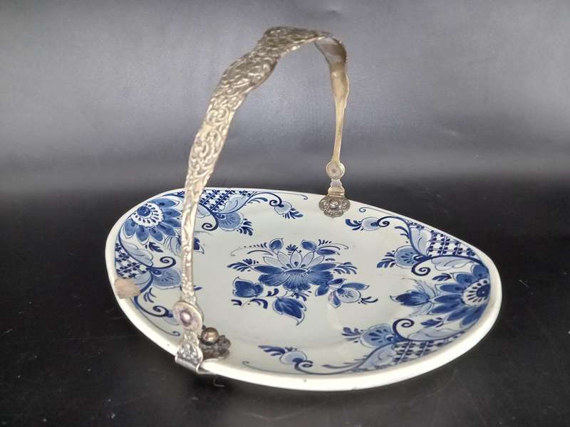 Vintage! Holland - Delft - Serving Basket with Silver Plated Handle (Chipped)