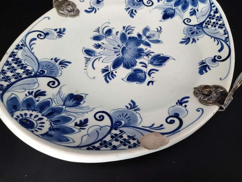 Vintage! Holland - Delft - Serving Basket with Silver Plated Handle (Chipped)