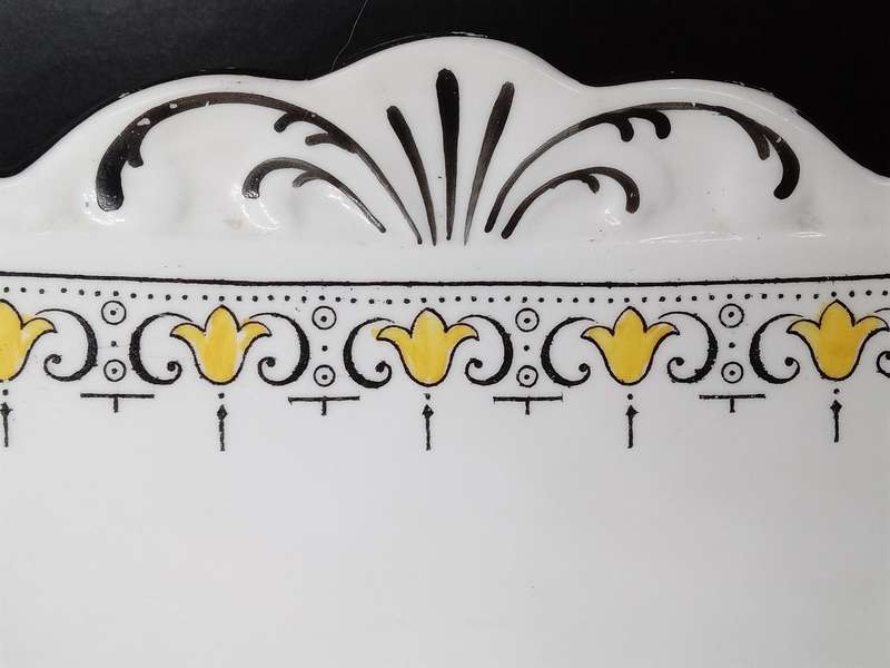 Vintage! England - Shelley - Art Deco - Cake Plate - Queen Anne Shape - Yellow Tulips