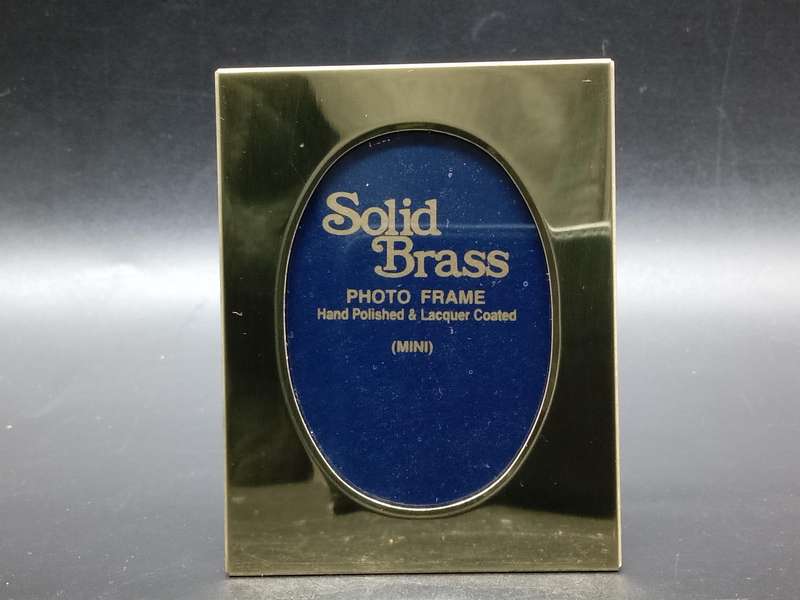 Vintage! Solid Brass Photo Frame Hand Polished & Lacquer Coated