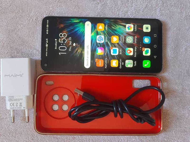 Huawei nova 8i