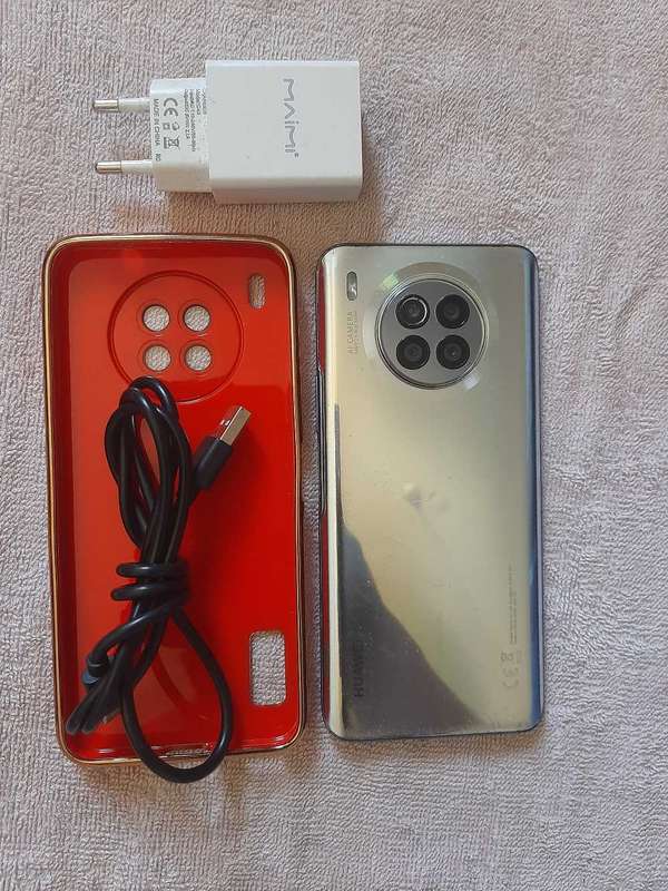 Huawei nova 8i