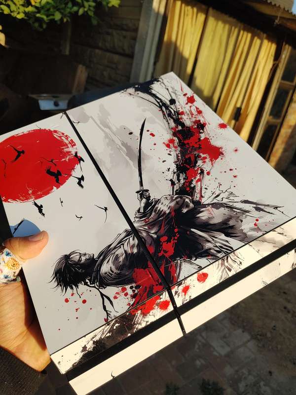 PS4 Console 1tb with 2x games and 1x original controller