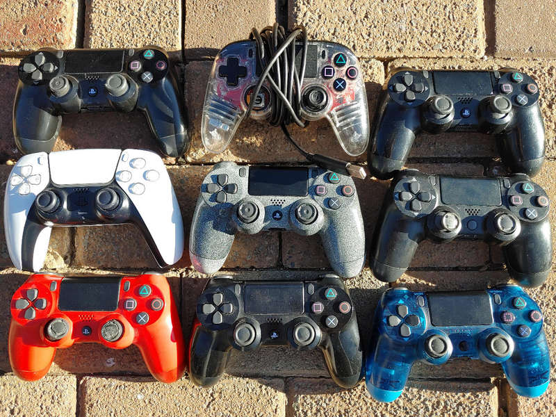 PS4 and PS5 broken controllers