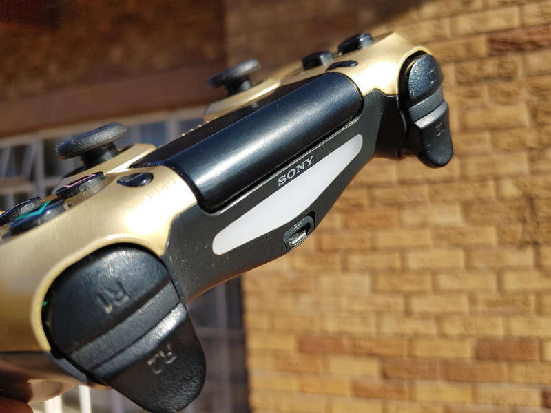 PS4 Controller