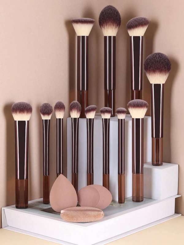 15-Piece Professional Makeup Brush Set with Blender Sponges  Soft Synthetic Bristles, Rose Brown