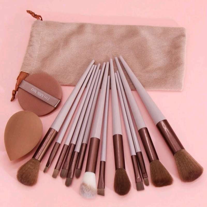 13pcs Makeup Brush Set + 2pcs Brown Makeup Sponges