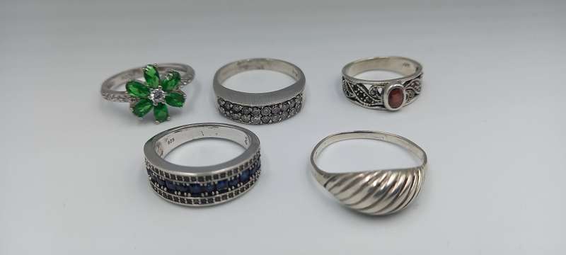 Lot of 5 Sterling Silver Rings /3/