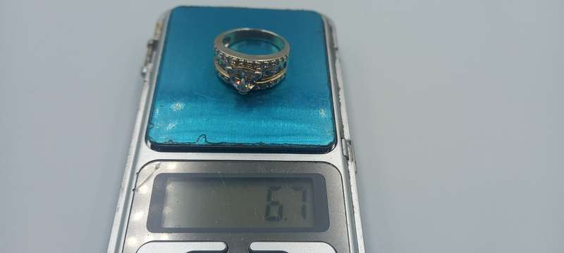 Beautiful Sterling Silver Ring CZ