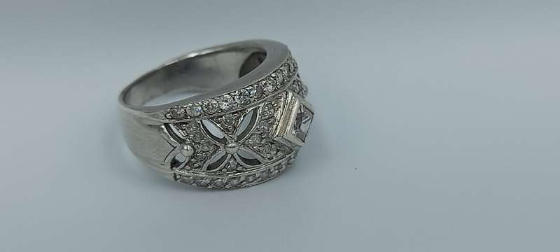 Beautiful Sterling Silver Ring