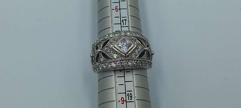 Beautiful Sterling Silver Ring