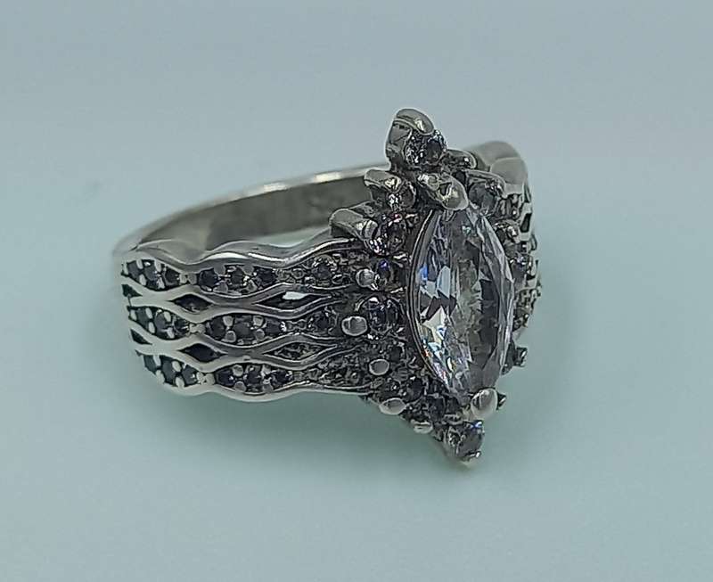 Beautiful Sterling Silver Ring
