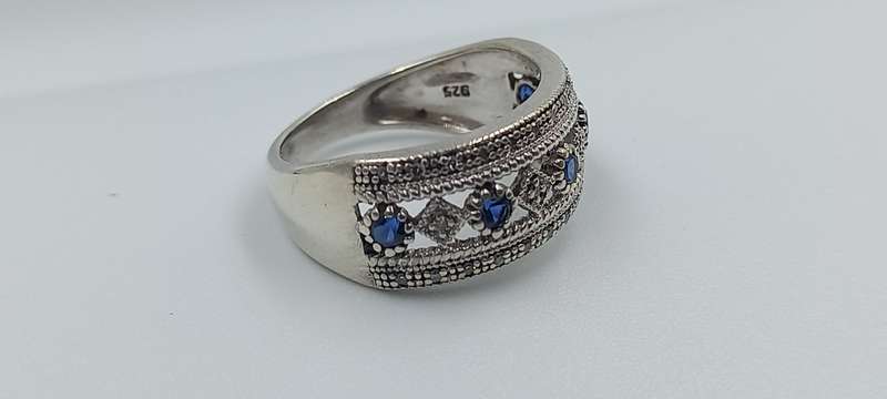 Beautiful Sterling Silver Ring