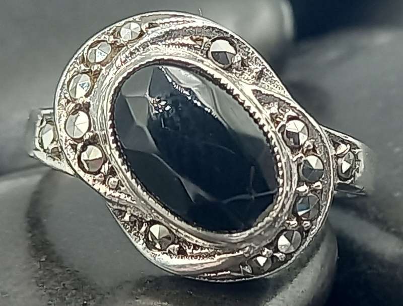 Beautiful Sterling Silver Marcasite Ring