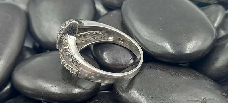 Beautiful Sterling Silver Ring