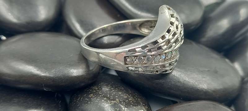 Beautiful Sterling Silver Ring