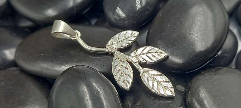 Beautiful Sterling Silver Leaf Set