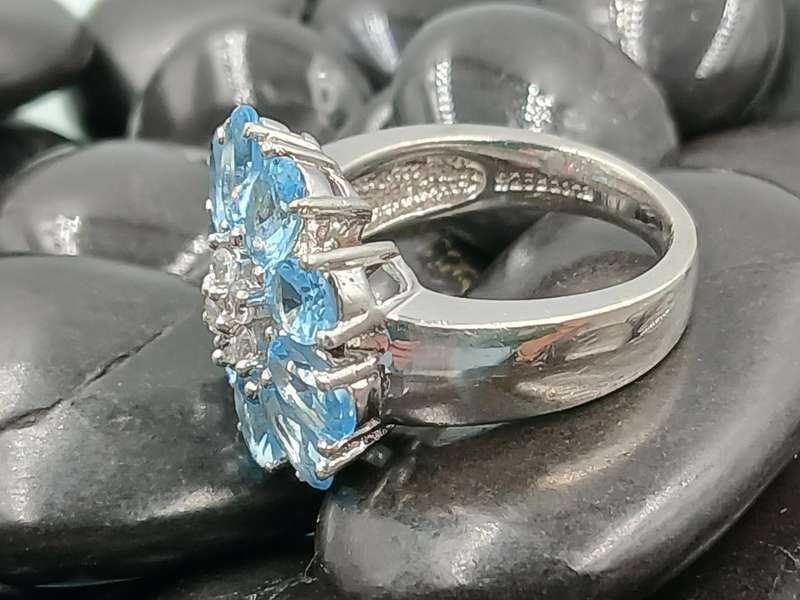 Beautiful Sterling Silver Ring