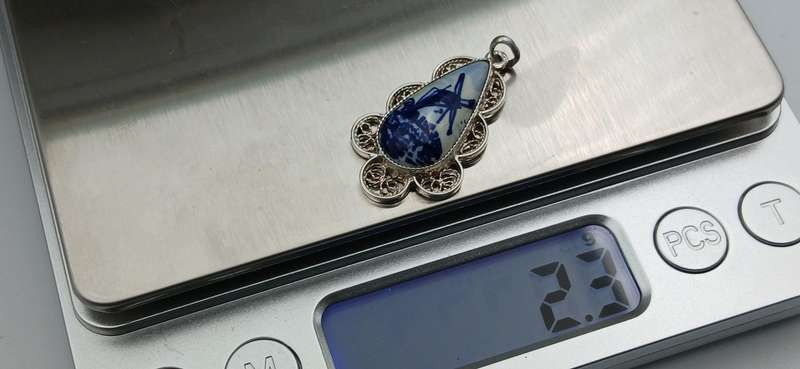 Beautiful Sterling Silver Delft pendant