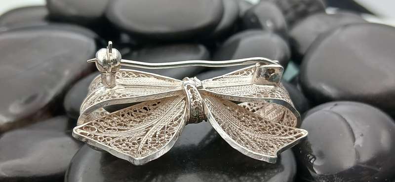 Beautiful Sterling Silver Brooch
