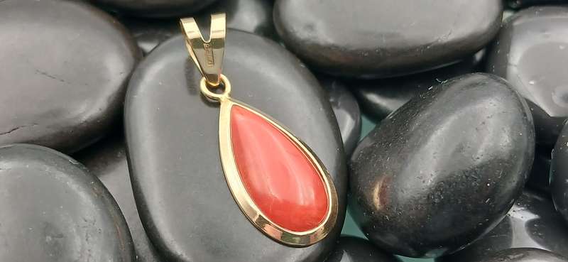 18ct Gold Pendant