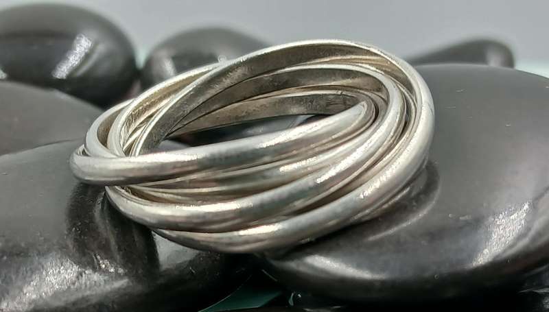 5 Rolling Sterling Silver Ring