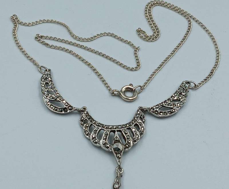 Beautiful Sterling Silver Marcasite Necklace