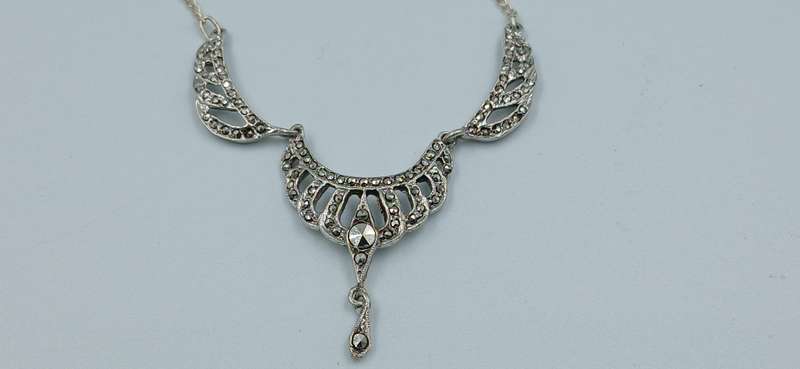 Beautiful Sterling Silver Marcasite Necklace
