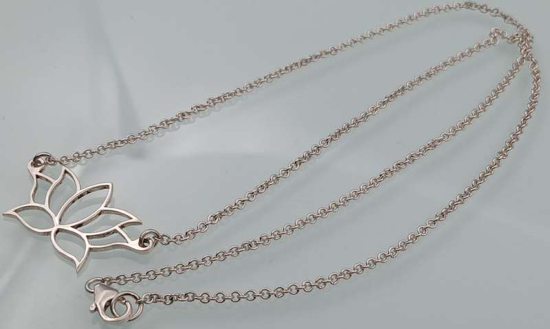 Beautiful Sterling Silver Necklace