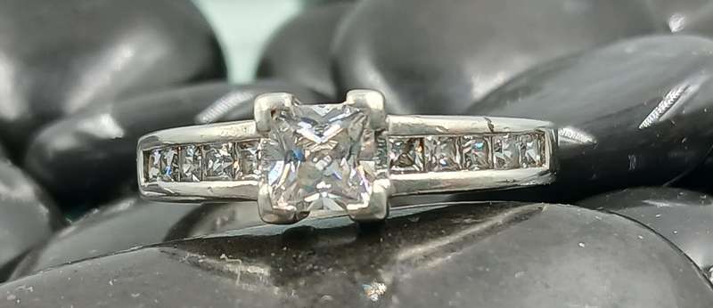 Elegant Sterling Silver Ring