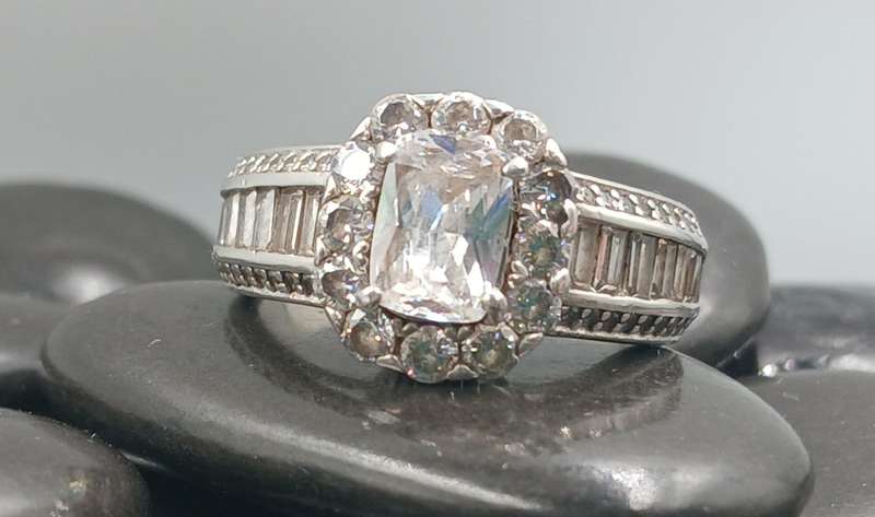 Beautiful Sterling Silver Ring