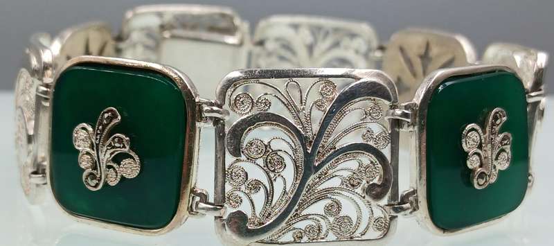 Beautiful Sterling Silver Bracelet with Green Stone and Marcasite