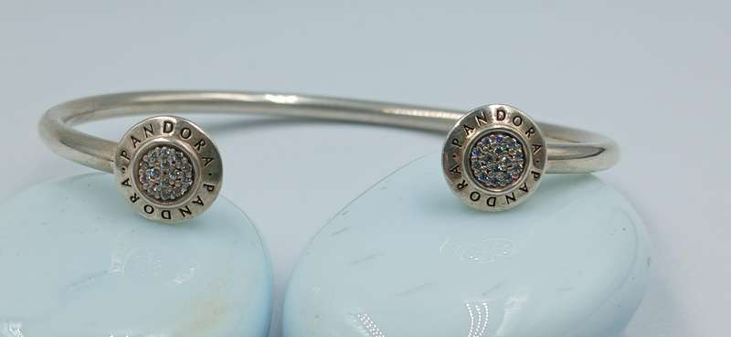 Pandora Bangle