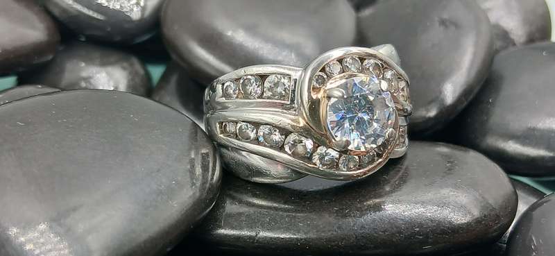 Beautiful Sterling Silver Ring