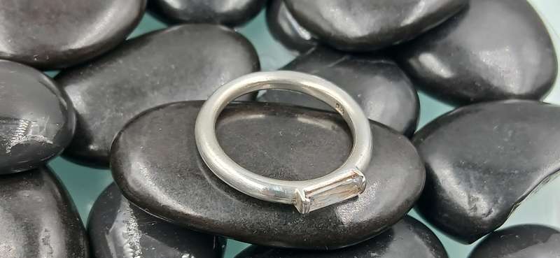 Elegant Sterling Silver Ring