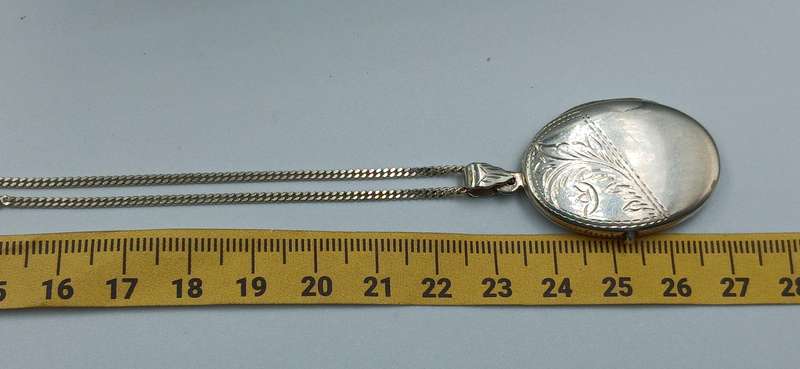 Oval Sterling Silver Large Locket pendant with chain