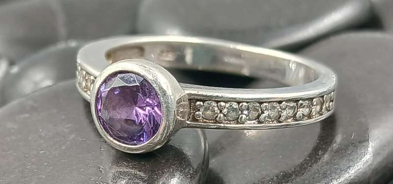 Beautiful Sterling Silver Ring