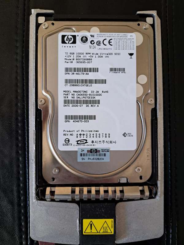 HP 72.8 GB ULTRA320 SCSI 10K RPM Universal Hot Plug Hard Drive