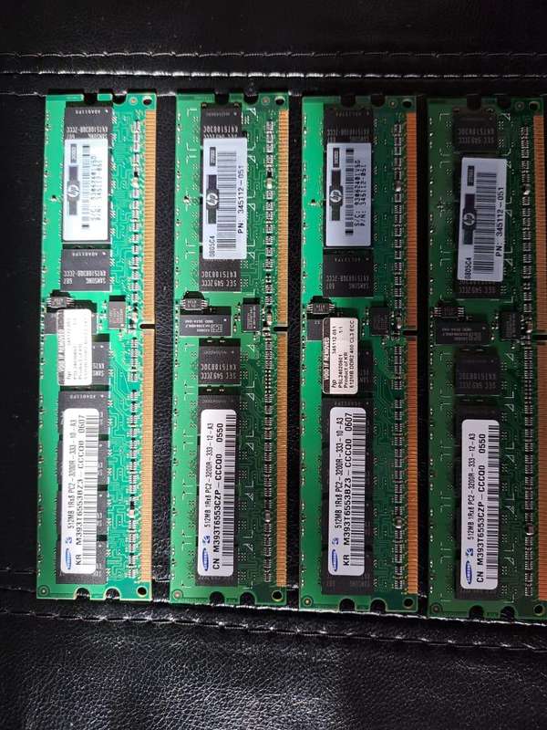 HP 345112-051 - Server HP Samsung 2GB (4x512MB) PC2-3200 Memory Kit